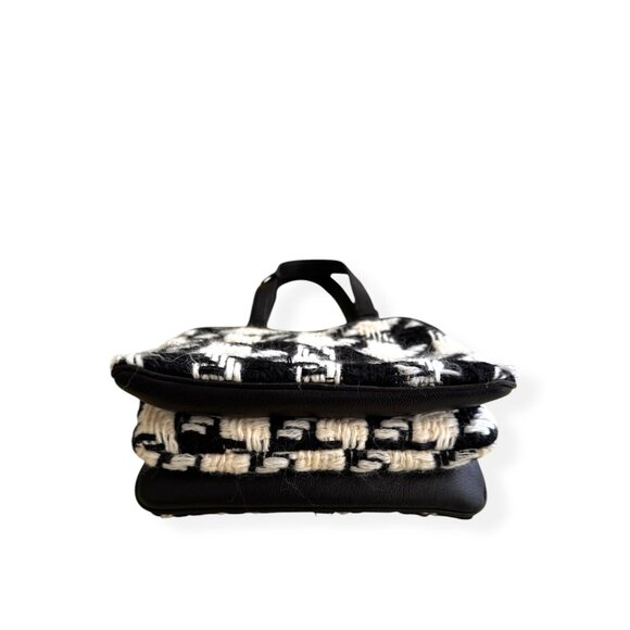 Miu Miu Handbag - Picture 4 of 8